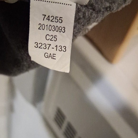 Duluth Trading Co Men's Black and White Plaid Shirt Jacket - Picture 4 of 6